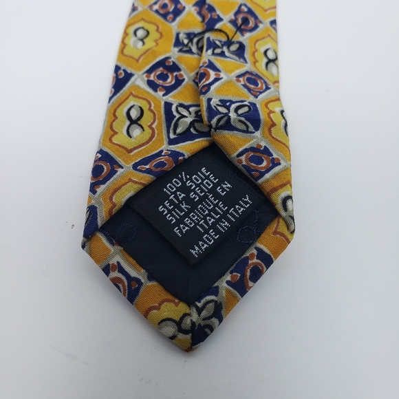 Emmanuel Ungaro Paris Yellow Pattern Silk Tie - Picture 5 of 7